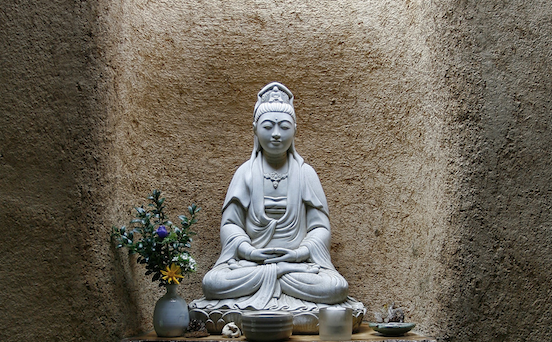 Quan_Yin_Wesak_Day_2011